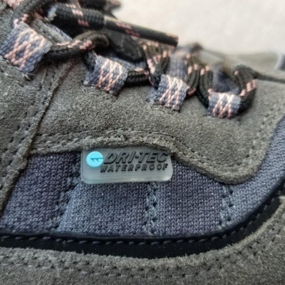 Hi-Tec Outdoor Hiking Kids Boots Size 2 - Picture 14 of 15